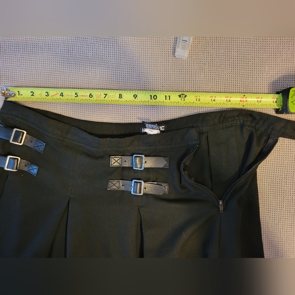 Hot Topic skirt - Picture 6 of 7